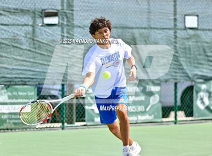Thumbnail 1 in FHSAA 2A District 11 photogallery.