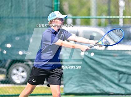 Thumbnail 1 in FHSAA 2A District 11 photogallery.