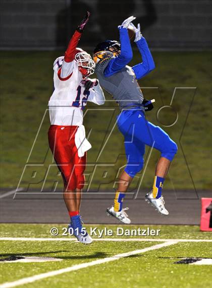 Thumbnail 3 in Alba-Golden vs. Leonard (UIL 3A Division 2 Region 2 Bi-District Playoff) photogallery.