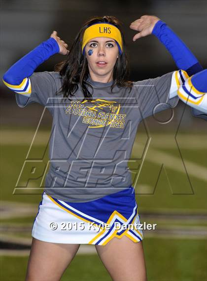 Thumbnail 1 in Alba-Golden vs. Leonard (UIL 3A Division 2 Region 2 Bi-District Playoff) photogallery.