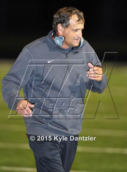 Thumbnail 2 in Alba-Golden vs. Leonard (UIL 3A Division 2 Region 2 Bi-District Playoff) photogallery.