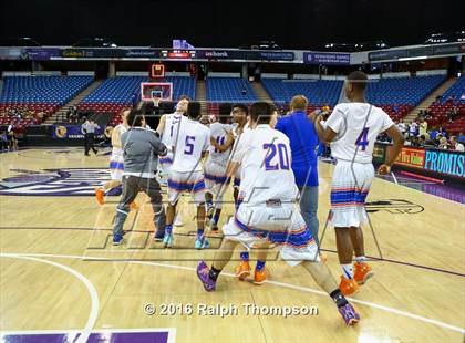 Thumbnail 3 in St. Bernard vs. St. Joseph Notre Dame (CIF State D5 Final) photogallery.