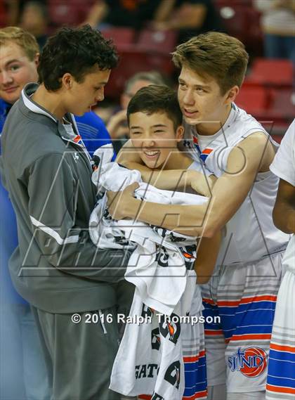 Thumbnail 3 in St. Bernard vs. St. Joseph Notre Dame (CIF State D5 Final) photogallery.