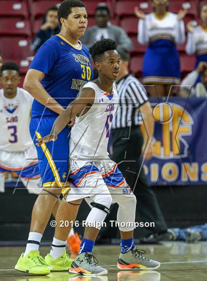 Thumbnail 3 in St. Bernard vs. St. Joseph Notre Dame (CIF State D5 Final) photogallery.