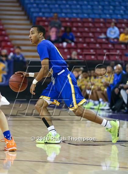 Thumbnail 2 in St. Bernard vs. St. Joseph Notre Dame (CIF State D5 Final) photogallery.