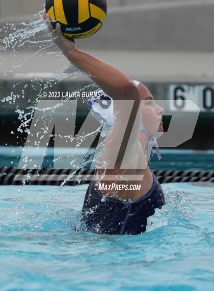 Thumbnail 3 in Tulare Western vs Clovis East (Central Valley Showdown) photogallery.