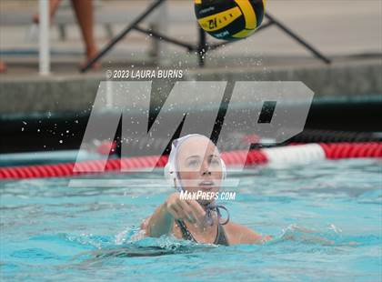Thumbnail 2 in Tulare Western vs Clovis East (Central Valley Showdown) photogallery.