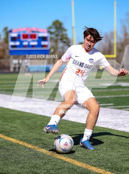 Thumbnail 1 in Oak Ridge vs Grand Oaks (Battle of the Oaks) photogallery.