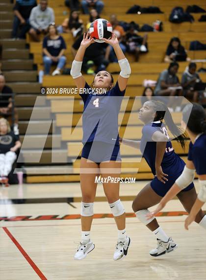 Thumbnail 2 in Roosevelt @ Murrieta Valley photogallery.