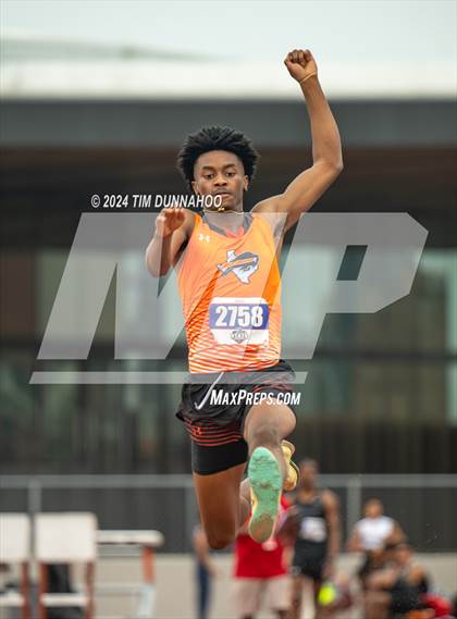 Thumbnail 1 in UIL Boys Track & Field Finals (Day 3) photogallery.