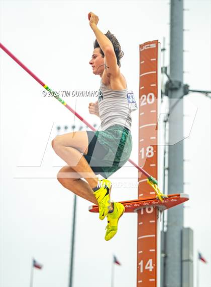 Thumbnail 3 in UIL Boys Track & Field Finals (Day 3) photogallery.