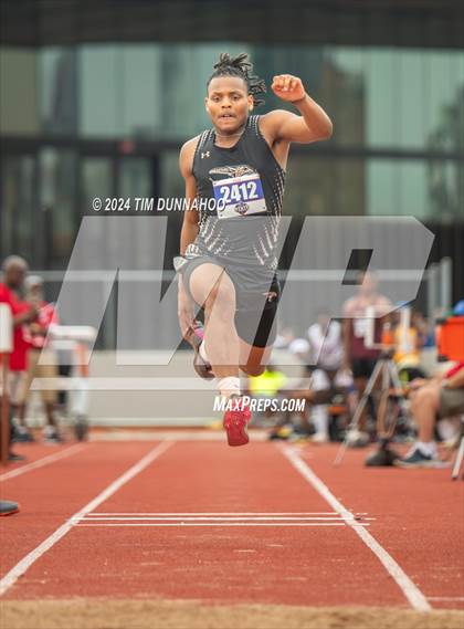 Thumbnail 2 in UIL Boys Track & Field Finals (Day 3) photogallery.