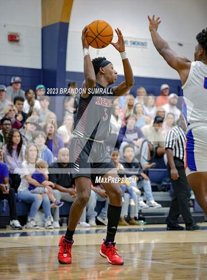 Thumbnail 3 in Chilton County vs Maplesville (Chilton County Tournament) photogallery.