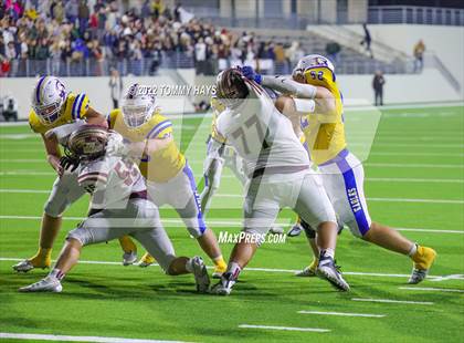 Thumbnail 1 in Whitesboro vs Brock (UIL 3A D-1 Quarterfinals) photogallery.