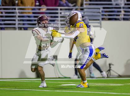 Thumbnail 2 in Whitesboro vs Brock (UIL 3A D-1 Quarterfinals) photogallery.