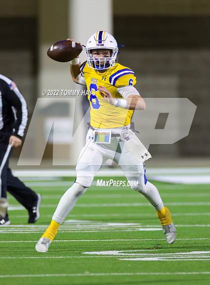 Thumbnail 2 in Whitesboro vs Brock (UIL 3A D-1 Quarterfinals) photogallery.