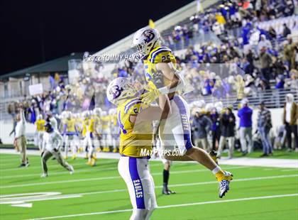 Thumbnail 1 in Whitesboro vs Brock (UIL 3A D-1 Quarterfinals) photogallery.