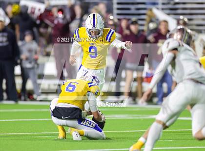 Thumbnail 2 in Whitesboro vs Brock (UIL 3A D-1 Quarterfinals) photogallery.