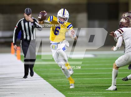 Thumbnail 1 in Whitesboro vs Brock (UIL 3A D-1 Quarterfinals) photogallery.