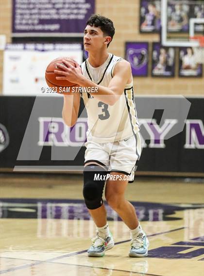Thumbnail 3 in Royal @ Lapwai (Pro Image Holiday Classic Small Schools) photogallery.