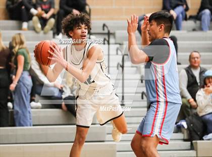 Thumbnail 2 in Royal @ Lapwai (Pro Image Holiday Classic Small Schools) photogallery.
