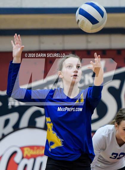 Thumbnail 2 in Pima vs Scottsdale Christian Academy (AIA 2A Semifinal) photogallery.