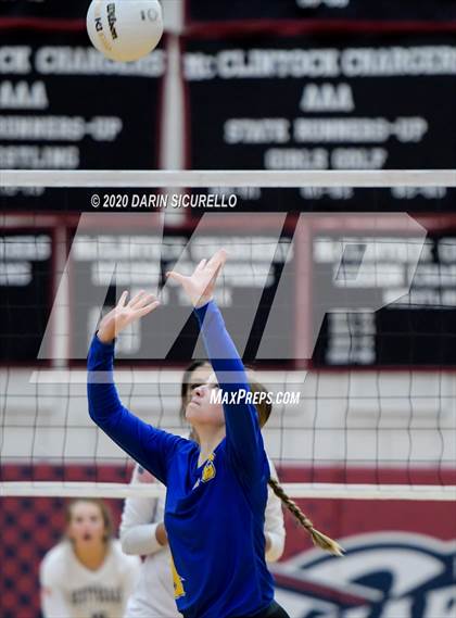 Thumbnail 2 in Pima vs Scottsdale Christian Academy (AIA 2A Semifinal) photogallery.