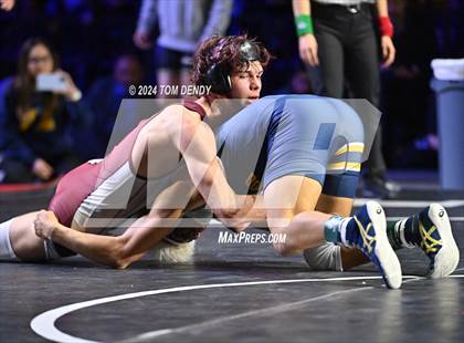 Thumbnail 3 in UIL 6A Championship Finals 126, 132, 138lb photogallery.