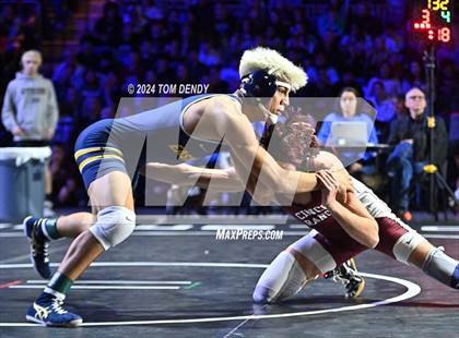 Thumbnail 2 in UIL 6A Championship Finals 126, 132, 138lb photogallery.