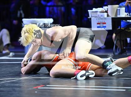 Thumbnail 1 in UIL 6A Championship Finals 126, 132, 138lb photogallery.
