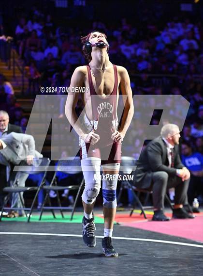 Thumbnail 1 in UIL 6A Championship Finals 126, 132, 138lb photogallery.