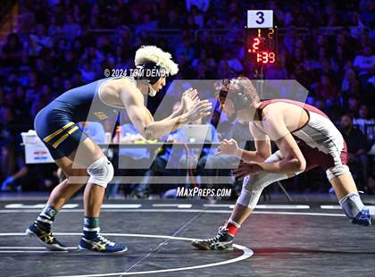 Thumbnail 3 in UIL 6A Championship Finals 126, 132, 138lb photogallery.