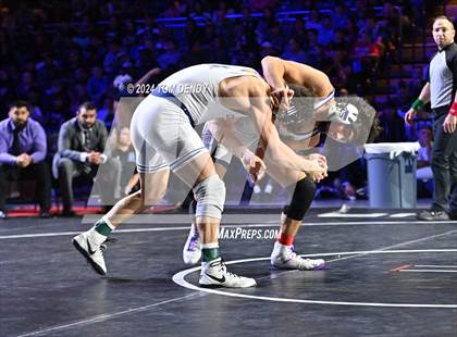 Thumbnail 3 in UIL 6A Championship Finals 126, 132, 138lb photogallery.