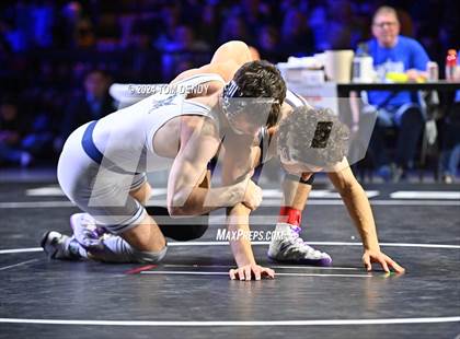 Thumbnail 2 in UIL 6A Championship Finals 126, 132, 138lb photogallery.