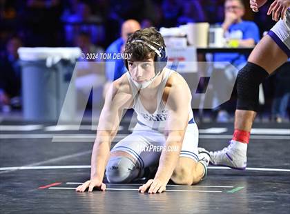 Thumbnail 3 in UIL 6A Championship Finals 126, 132, 138lb photogallery.