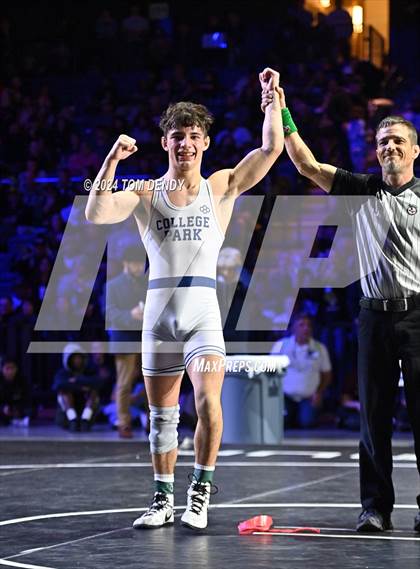 Thumbnail 3 in UIL 6A Championship Finals 126, 132, 138lb photogallery.