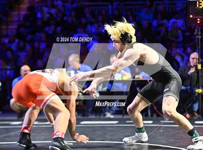 Thumbnail 2 in UIL 6A Championship Finals 126, 132, 138lb photogallery.