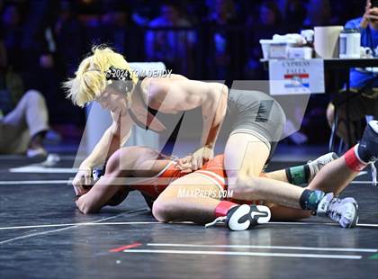 Thumbnail 3 in UIL 6A Championship Finals 126, 132, 138lb photogallery.