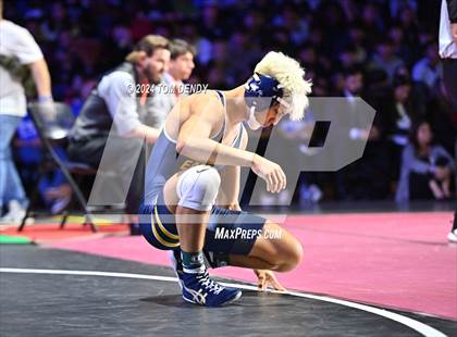 Thumbnail 3 in UIL 6A Championship Finals 126, 132, 138lb photogallery.