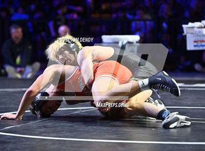 Thumbnail 1 in UIL 6A Championship Finals 126, 132, 138lb photogallery.