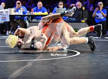 Thumbnail 3 in UIL 6A Championship Finals 126, 132, 138lb photogallery.