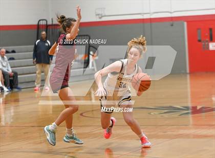 Thumbnail 1 in Prout vs. Woodstock Academy photogallery.