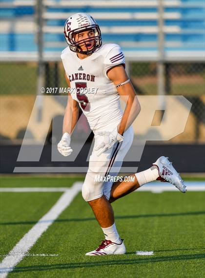 Thumbnail 3 in Cameron Yoe @ China Spring photogallery.