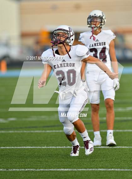 Thumbnail 3 in Cameron Yoe @ China Spring photogallery.