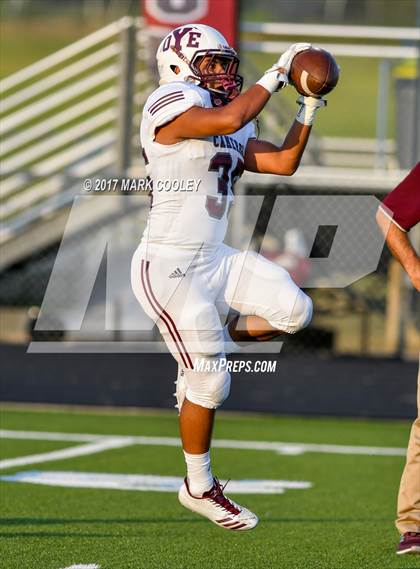Thumbnail 2 in Cameron Yoe @ China Spring photogallery.