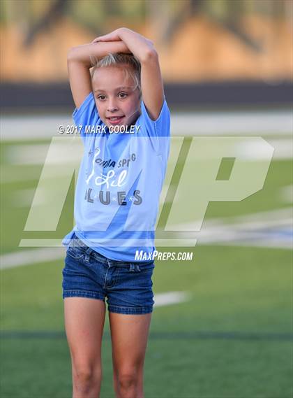 Thumbnail 3 in Cameron Yoe @ China Spring photogallery.
