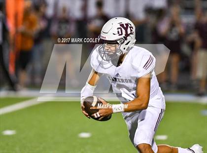 Thumbnail 3 in Cameron Yoe @ China Spring photogallery.
