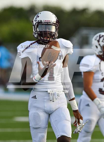 Thumbnail 2 in Cameron Yoe @ China Spring photogallery.