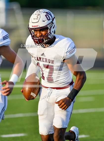 Thumbnail 3 in Cameron Yoe @ China Spring photogallery.