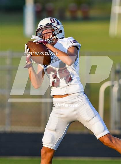 Thumbnail 2 in Cameron Yoe @ China Spring photogallery.